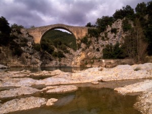 Medieval bridge in la Garrotxa | Walking holidays in Spain