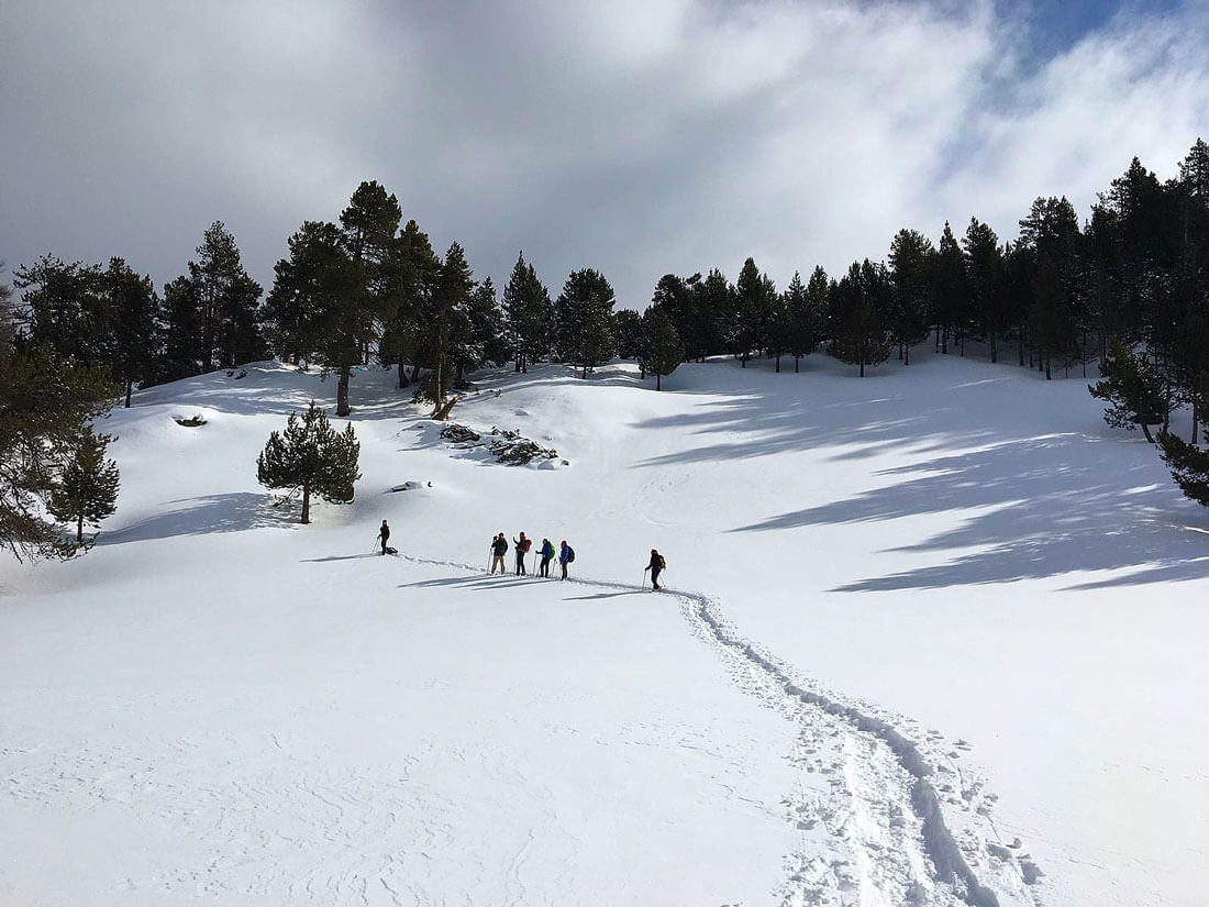guided snowshoeing holidays in the Catalan Pyrenees