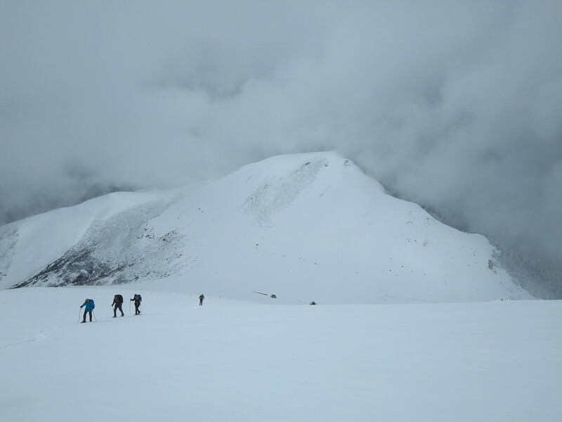 guided snowshoeing tour in Val d'Aran